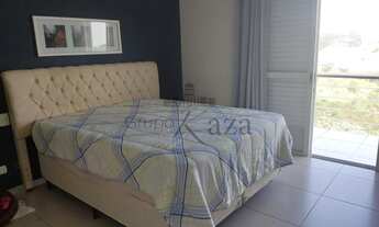 Imagem 5: Casa de condomínio sobrado para aluguel possui 300 metros quadrados com 3 quartos