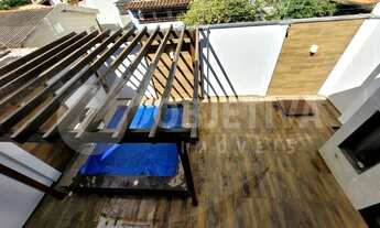 Imagem 5: Belíssima casa estilo sobrado no bairro Alto Umuarama em Uberlândia para aluguel