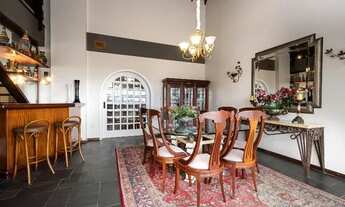 Imagem 2: Casa para aluguel tem 286 metros quadrados com 3 quartos em Boa Vista - Novo Hamburgo - RS