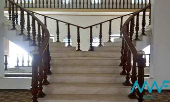 Imagem 3: Mansão de Esquina no Alpha 1 - Oportunidade - Aceita Permuta