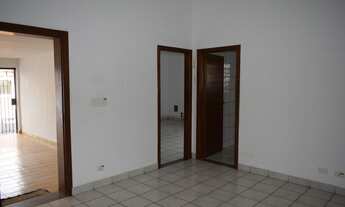 Imagem 7: Casa para venda possui 248 metros quadrados com 6 quartos em Centro - Piracicaba - SP