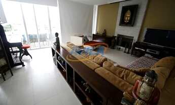 Imagem 3: LInda residência 5 suítes e piscina na beira da lagoa