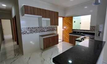 Imagem 3: Casa para venda possui 83 metros quadrados com 2 quartos em Jardim Ribamar - Peruíbe - SP