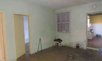 Imagem 3: Casa para venda tem 60 metros quadrados com 2 quartos em Glória - Porto Alegre - RS