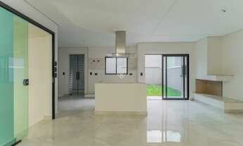 Imagem 4: Casa em condomínio fechado, 04 suítes, Hidromassagem, Uberaba, Curitba