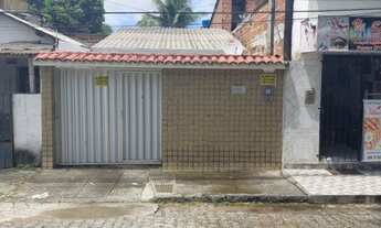 Imagem: Casa com 2 quartos - próximo a Praça da