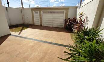 Imagem 4: Casa Padrão para Venda em Residencial e Comercial Palmares Ribeirão Preto-SP