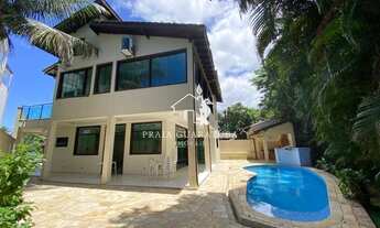 Imagem: À100m. Da Praia Casa à venda no Condomínio