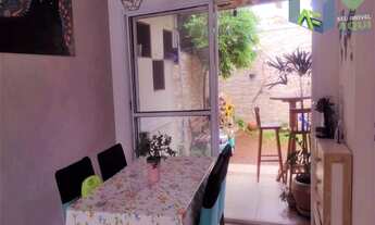 Imagem 4: Linda e aconchegante casa, com fino acabamento e localização privilegiada! Com corredor la