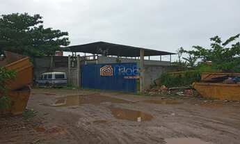 Imagem: Galpão bem amplo a venda na Barra de Macaé