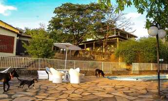 Imagem 4: Sobrado para venda tem 350 metros quadrados com 4 quartos em Zona Rural - Goiás - GO