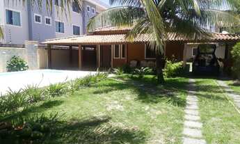 Imagem: Vendo casa de 4 quantos com Piscina e Churrasqueira