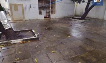 Imagem 5: Casa com 200m² de área construída e 350m² de área total, 2 anexos, 4 quartos, à venda, po