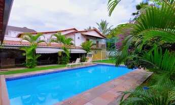 Imagem 1: Casa de condomínio para venda tem 900 metros quadrados com 5 quartos