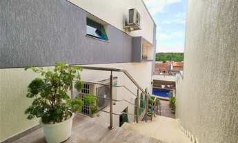 Imagem 4: Casa com 3 quartos, 230 m², à venda por R$ 1.249.0