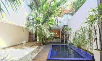 Imagem 2: Casa impecável com 5 dormitórios e piscina no Brooklin