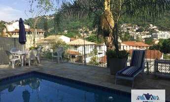 Imagem 5: Espetacular Casa com 4 dormitórios , Piscina , Churrasqueira à venda, 300 m² por R$ 2.000