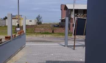 Imagem 2: EXCELENTE CASA NOVA, A UMA QUADRA DO MAR EM TRAMANDAÍ