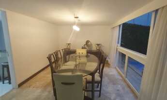 Imagem 4: Casa de condomínio para venda possui 350 metros quadrados com 4 quartos