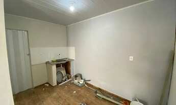 Imagem 2: 3 Casas vendo Casa com 2 dormitórios