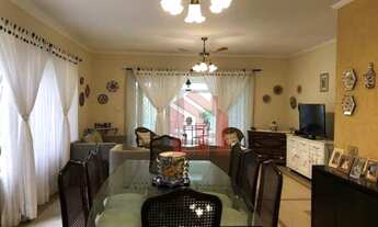 Imagem 4: Sobrado com 260m2, com 3 dormitórios, sendo 1 suite,6 vagas de garagem, em Aparecida, Sant