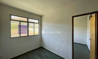 Imagem 2: Apartamento com 1 quarto para alugar, 50 m² por R$ 550/mês - Linhares - Juiz de Fora/MG