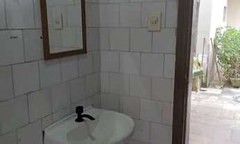 Imagem 4: Kitnete com quarto, cozinha e banheiro