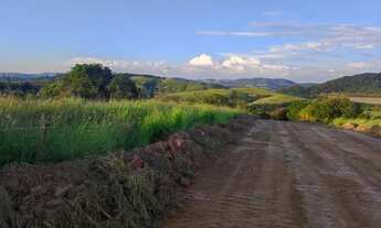 Imagem 6: Terrenos plainos com vista para a pedra grande !