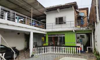 Imagem 4: Imóvel com piscina na independência 10x38m ao lado da PMZ