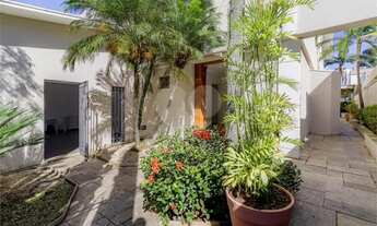 Imagem: São Paulo - Casa Padrão - ALTO DE PINHEIROS