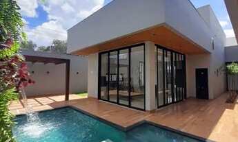 Imagem 2: LUXUOSA CASA DE ALTISSIMO PADRÃO, 4 SUITES PLENAS, GARAGEM PARA 3 CARROS COBERTOS, ANÁPOLI