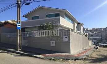 Imagem: Casa à venda com 3 quartos no bairro Jardim