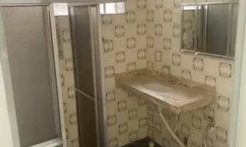 Imagem 5: Casa ampla no Bairro Industrial, 3 quartos, varanda e quintal