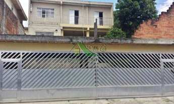 Imagem: Ótimo sobrado com terreno de 250 m². Santo