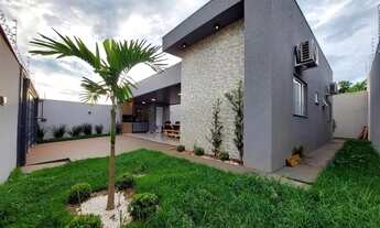 Imagem 3: Vendo casa com piscina