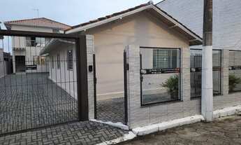 Imagem 3: Casa para aluguel possui 150 metros quadrados com 3 quartos em Centro - Palhoça - Santa Ca