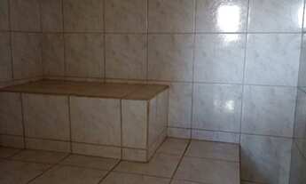 Imagem 6: Casa na Estrada da Bomba, esquina!