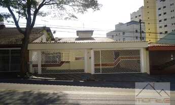 Imagem: Casa com 3 dormitórios (3 suítes), à