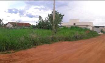 Imagem 2: Vendo lote com 379 metros quadrados de esquina