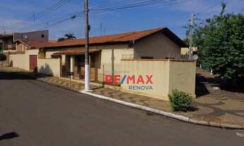 Imagem: Casa com 3 dormitórios no centro de Leme/SP