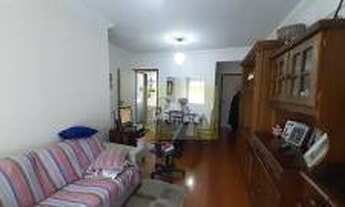 Imagem 2: Lindo apartamento, em andar alto, ótima localização, com sacada e rico em armários