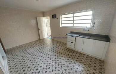 Imagem 5: Sobrado com 03 Dorms, 01 suíte e 02 vagas de garagem !