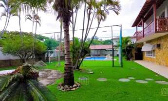 Imagem 3: Casa de condomínio para venda tem 900 metros quadrados com 5 quartos