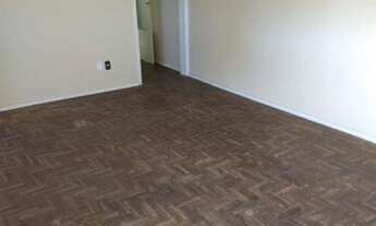 Imagem 2: Apartamento com 4 dormitórios para alugar, 188 m² por R$ 1.500,00/mês - Centro - Pelotas/R