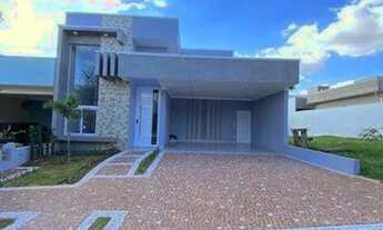 Imagem: Linda Casa à Venda no Condomínio Golden