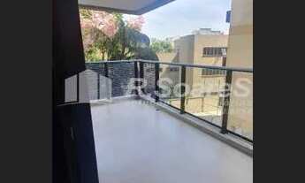 Imagem 2: Primeira locação, varanda, três quartos com suíte, Rua Visconde de Itamarati, Maracanã