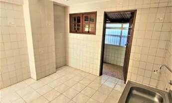 Imagem 2: Apartamento 2 dormitórios térreo com pátio, living 2 ambientes, churrasqueira, banheiro, c