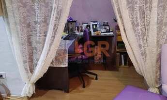 Imagem 3: Casa para Venda em Curitiba, Cidade Industrial, 4 dormitórios, 1 suíte, 3 banheiros, 2 vag