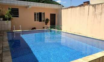 Imagem: Casa térrea em Santos, bairro do Marapé