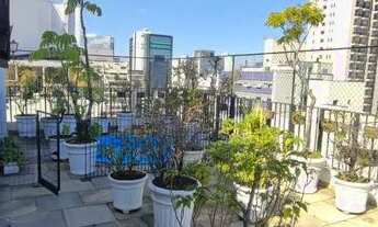 Imagem 4: Cobertura para venda possui 228 metros quadrados com 3 quartos